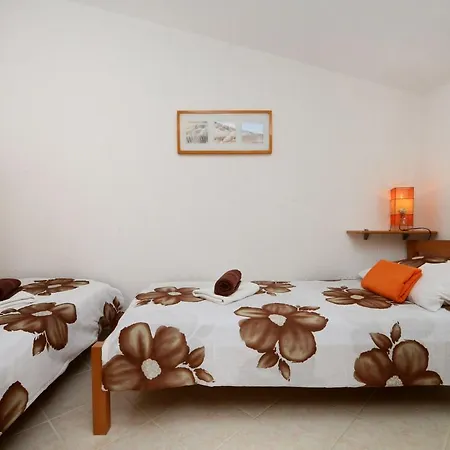 شقة Modern In Brcici With Swimming Pool Babici