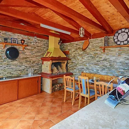 شقة Modern In Brcici With Swimming Pool *