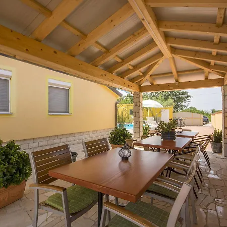 Modern In Brcici With Swimming Pool * Babici